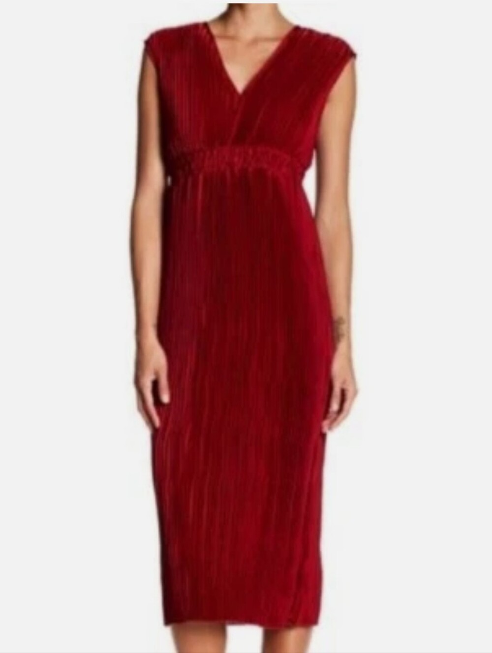 EUC Romeo + Juliet Couture Pleated Dress
